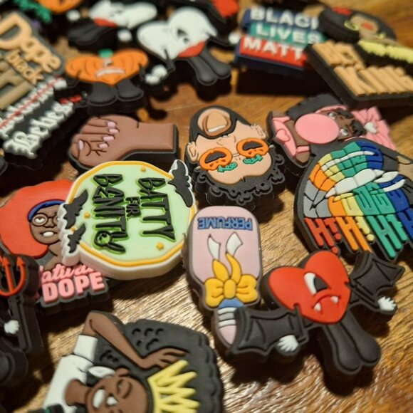 Shoe Charms Lot Black Lives Matter Halloween‎ Horror Hearts Devil Pumpkin Rubber - Picture 2 of 4